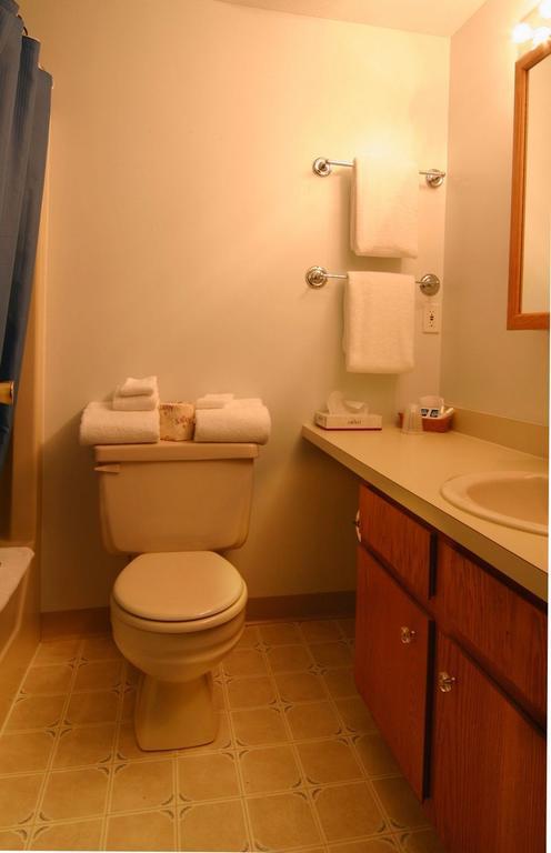 אוגונקוויט Seafarer Condominium Resort חדר תמונה